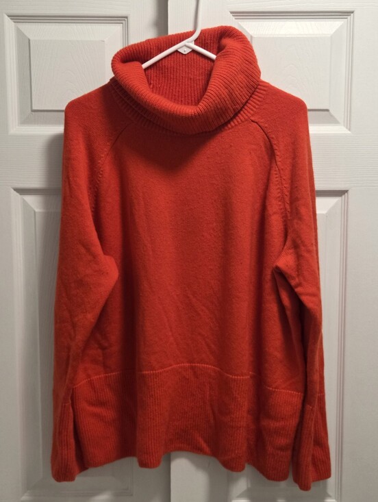 Athleta Sweaters - Athleta Alpine Turtleneck Sweater - Size XL - Wool / Cashmere